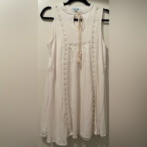 She + Sky White Sleeveless Boho Style Dress size medium